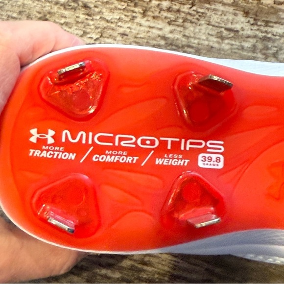 Under Armour UA Glyde 2 MT Metal Softball Cleats White Red Womens Size 9 NEW - Picture 8 of 10